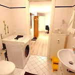Daire Lori Monteurszimmer Wlan Tv *